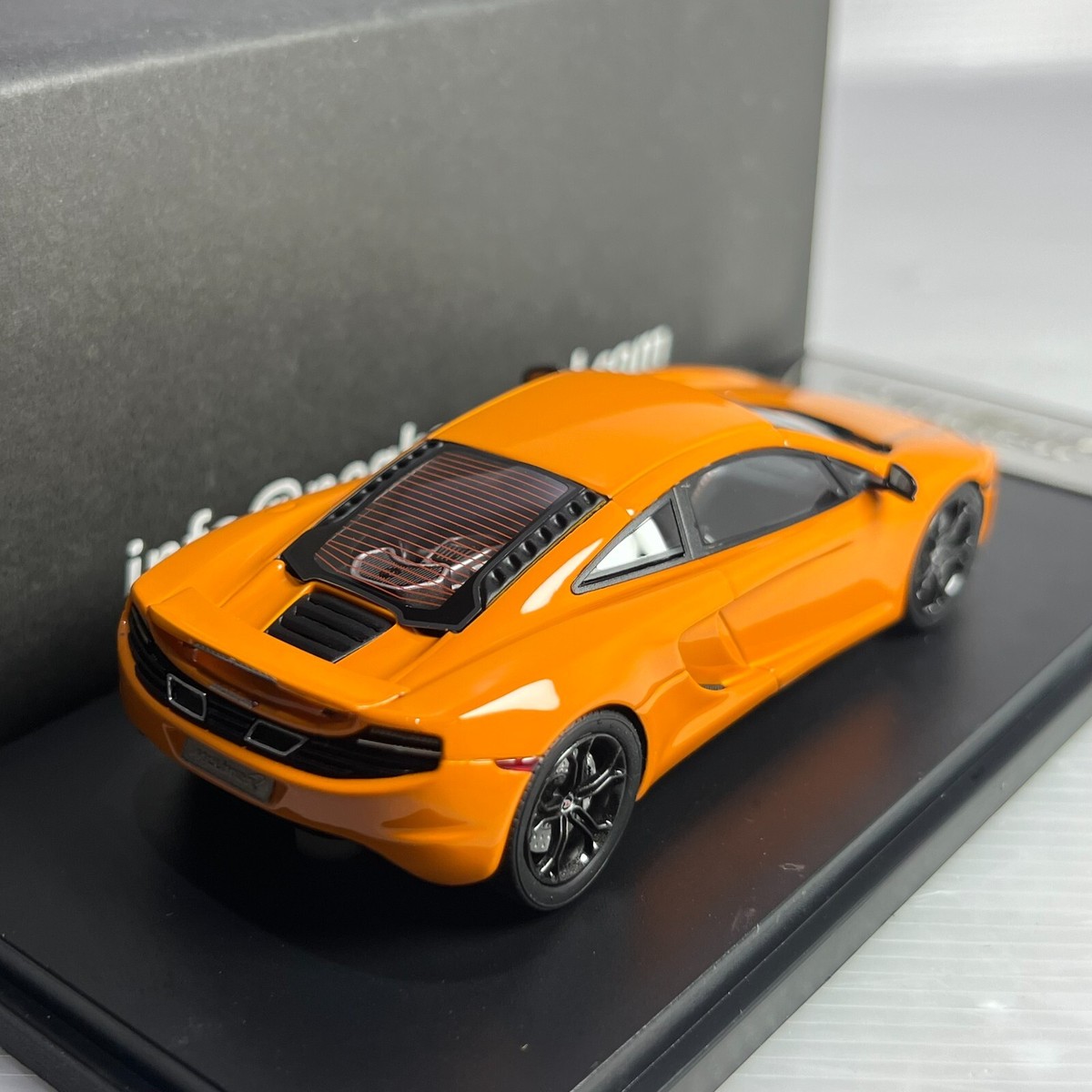 1/43 Peako #4307OO Mclaren MP4-12C McLaren Orange with Light