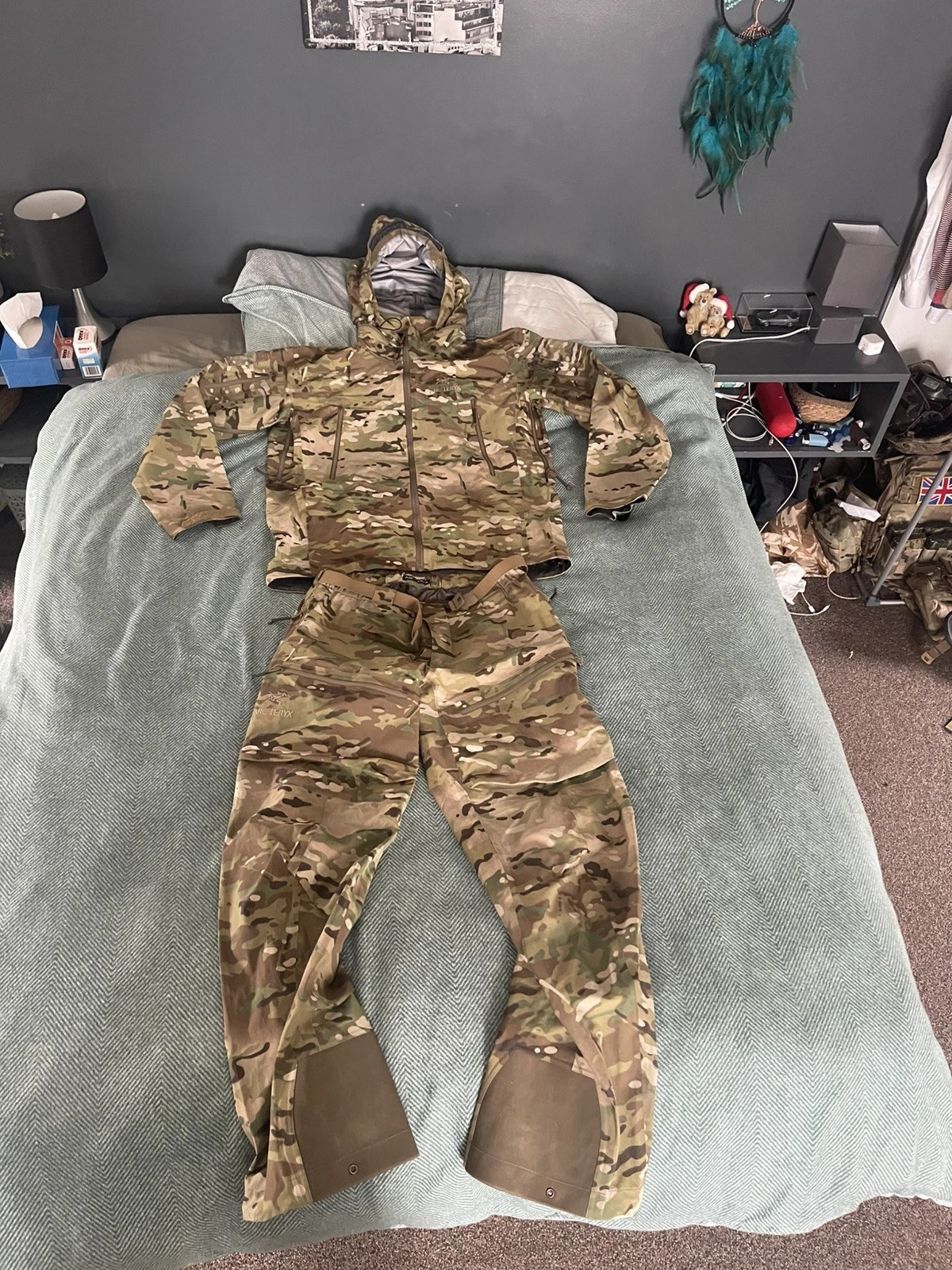 Arcteryx LEAF Alpha Jacket + Trousers Gen 2 Multicam Large Matching Set
Opens in a new window or tab