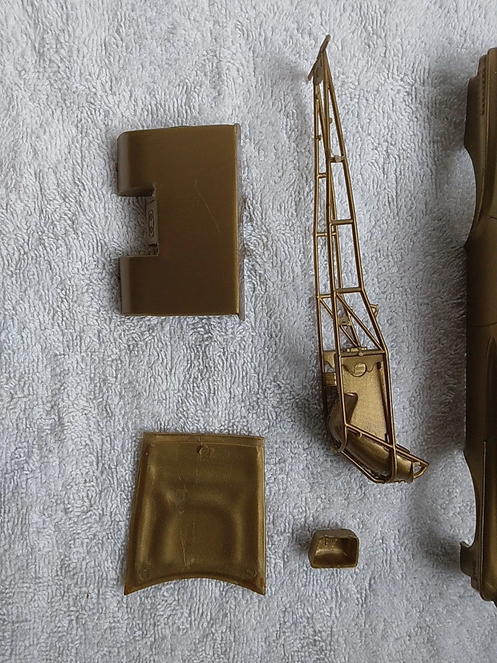 Revell 62 Dodge Dart Revellion Model Kit Parts Incomplete Funny Car Dragster - Image 3 of 4