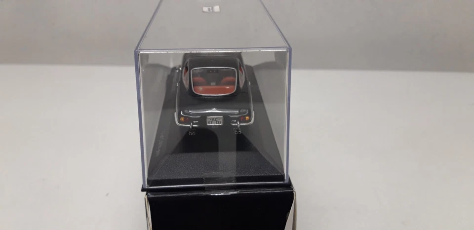 1/43 Lamborghini 350 GT 1964 black - Minichamps - Immagine 4 di 4