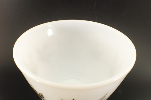 Fire King Forno Ware PIATTO Supporto Fred Press Foglie Vetro Bianco MCM Vintage - Foto 9 di 16