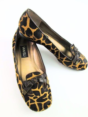 leopard van slip ons