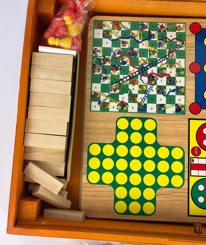 Deluxe Vintage Game Collection Wood Chess & Checkers Backgammon Etc. Game Set - Picture 9 of 12