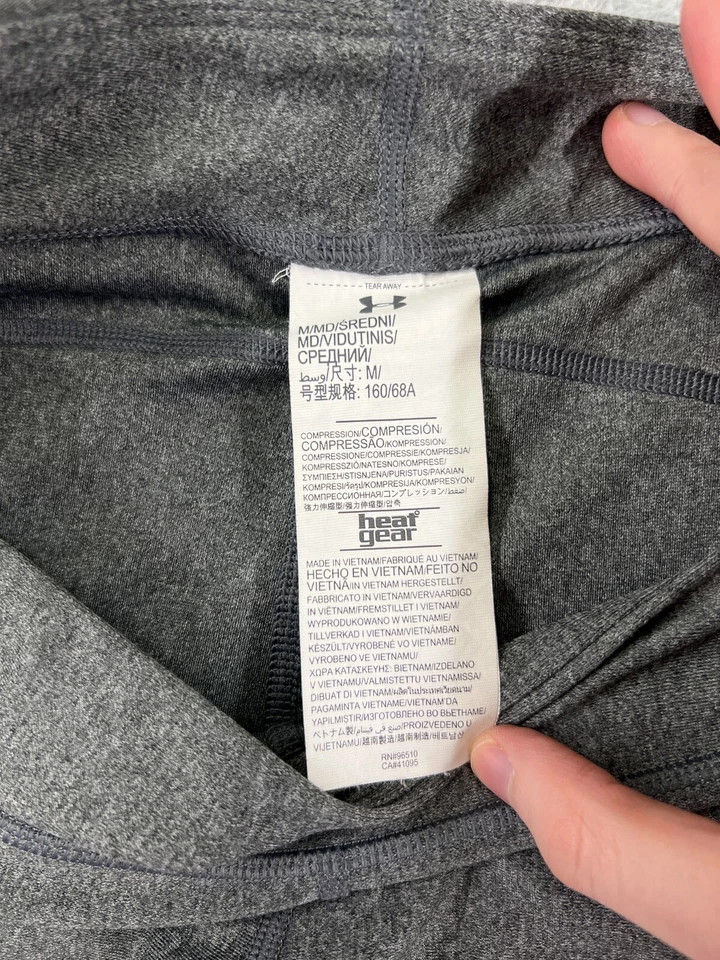 Under Armor Leggins Womens Medium Gray Crop Capri Athletic Polyester Blend Yoga - Image 3 of 4