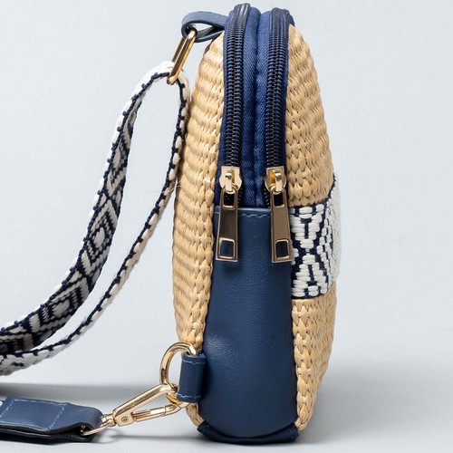 Luna Straw Crossbody - Picture 3 of 5