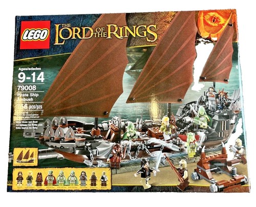 SDCC 2021 Lord of the Rings Deluxe Action Figure Box Set Brand New