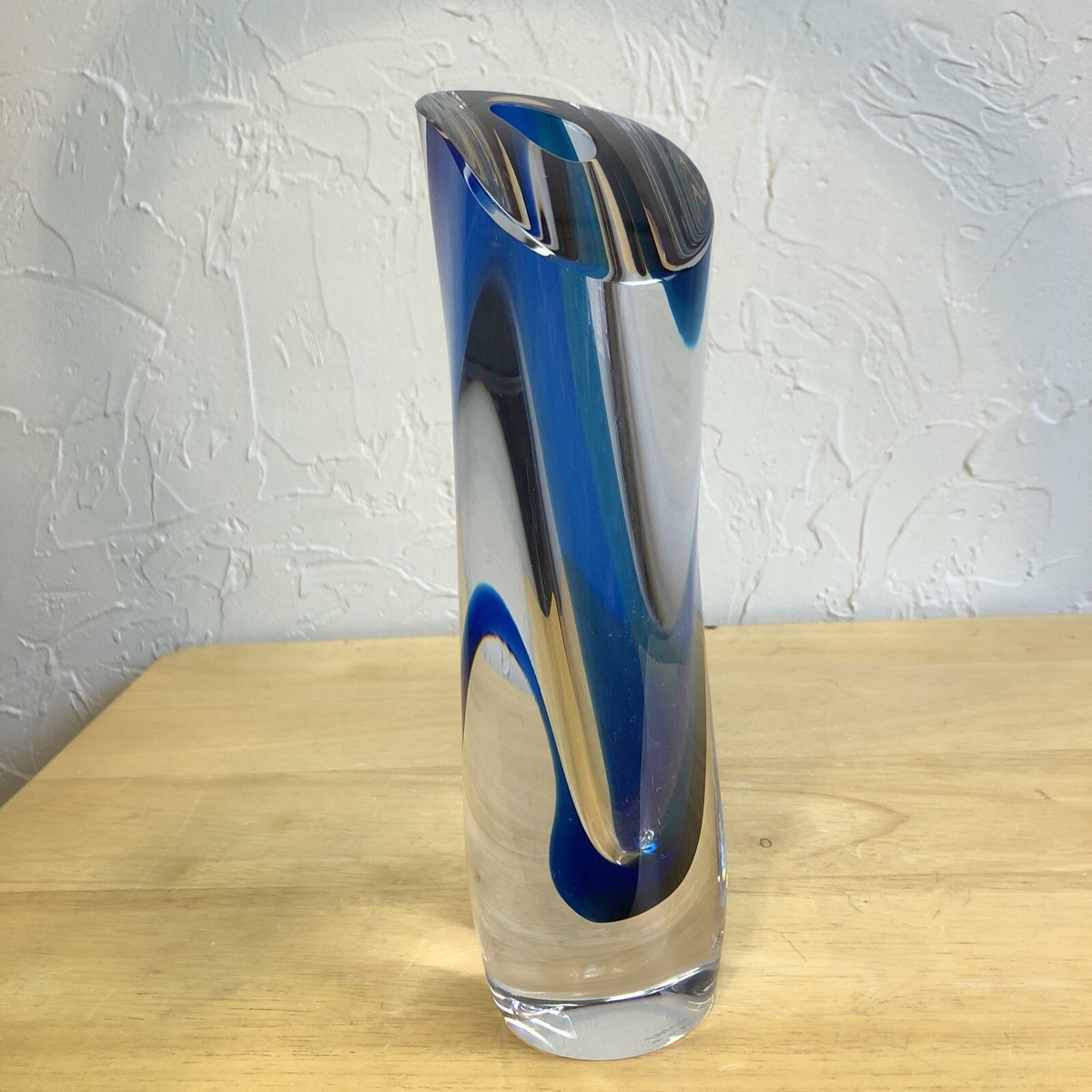 Kosta Boda GORAN WARFF Signed Clear & Blue 9.25