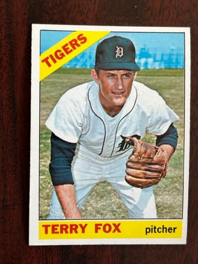 1963 Topps Set-Break # 44 Terry Fox EX-EXMINT SHIPS FREE IN NEW TOP LOADER