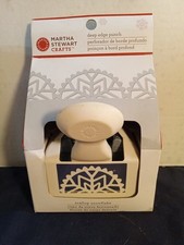 Martha Stewart Crafts Deep Edge Punch Scallop Snowflake Brand New
