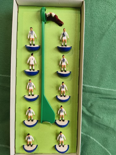 Subbuteo Lightweight LW C100 Ref 355 West Ham United 1981-1983 Teams