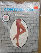 Control Top Light Support Pantyhose  Beige Med/Tall 130-160 Pounds NOS 