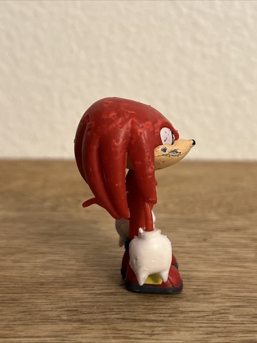 SEGA Sonic Knuckles 2.5” Action Figure Pvc Toy (Defects) - Picture 2 of 14
