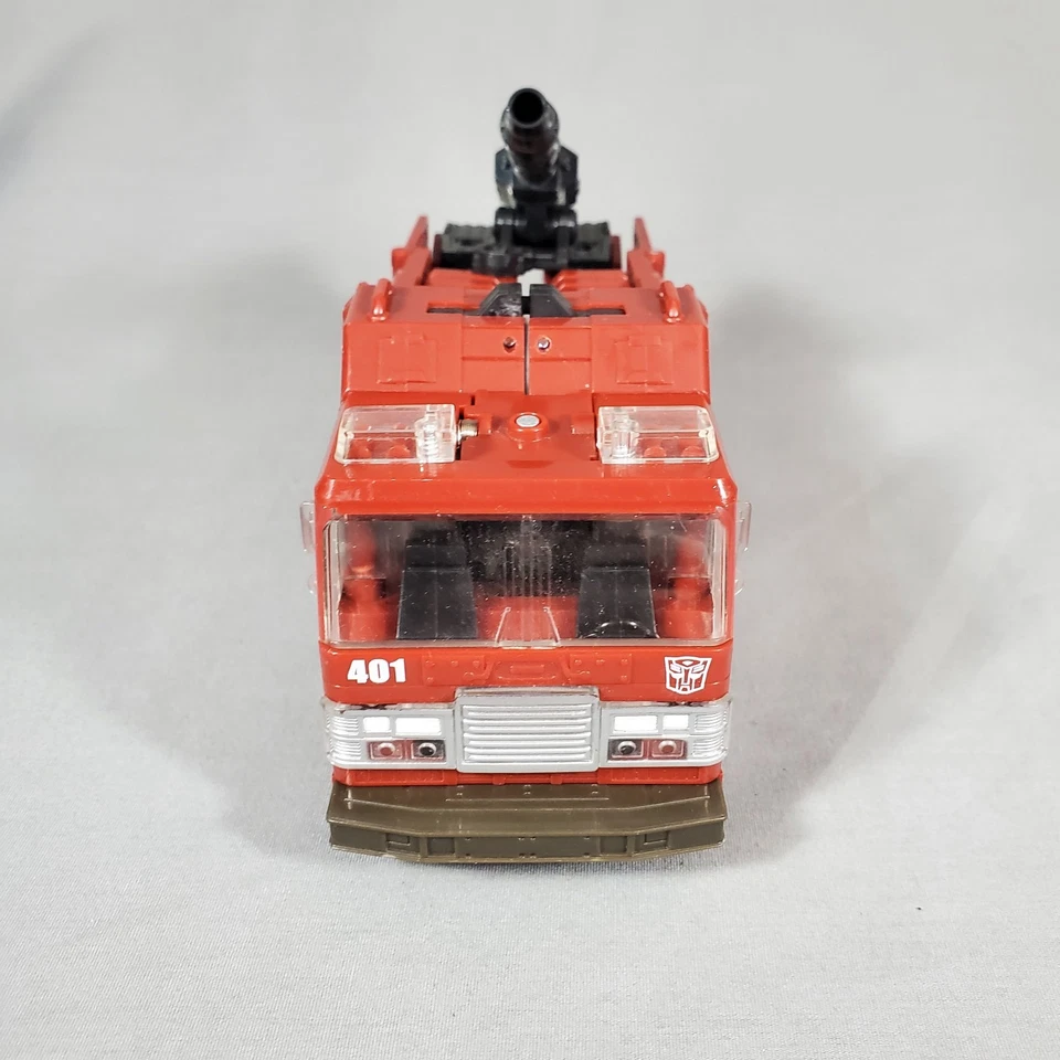 Transformers Universe 2 Inferno Voyager Class Hasbro 2008 Red Fire Truck - Image 2 of 4
