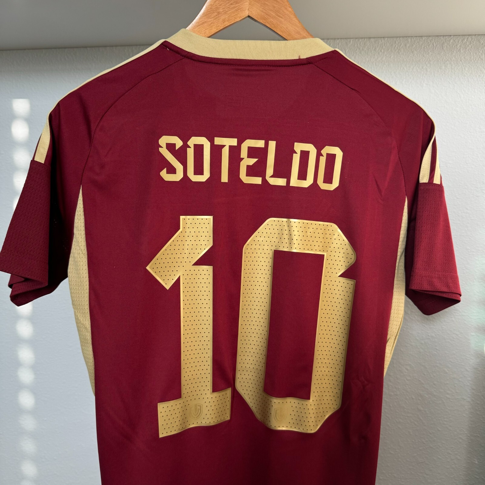 Foto 5 di 9