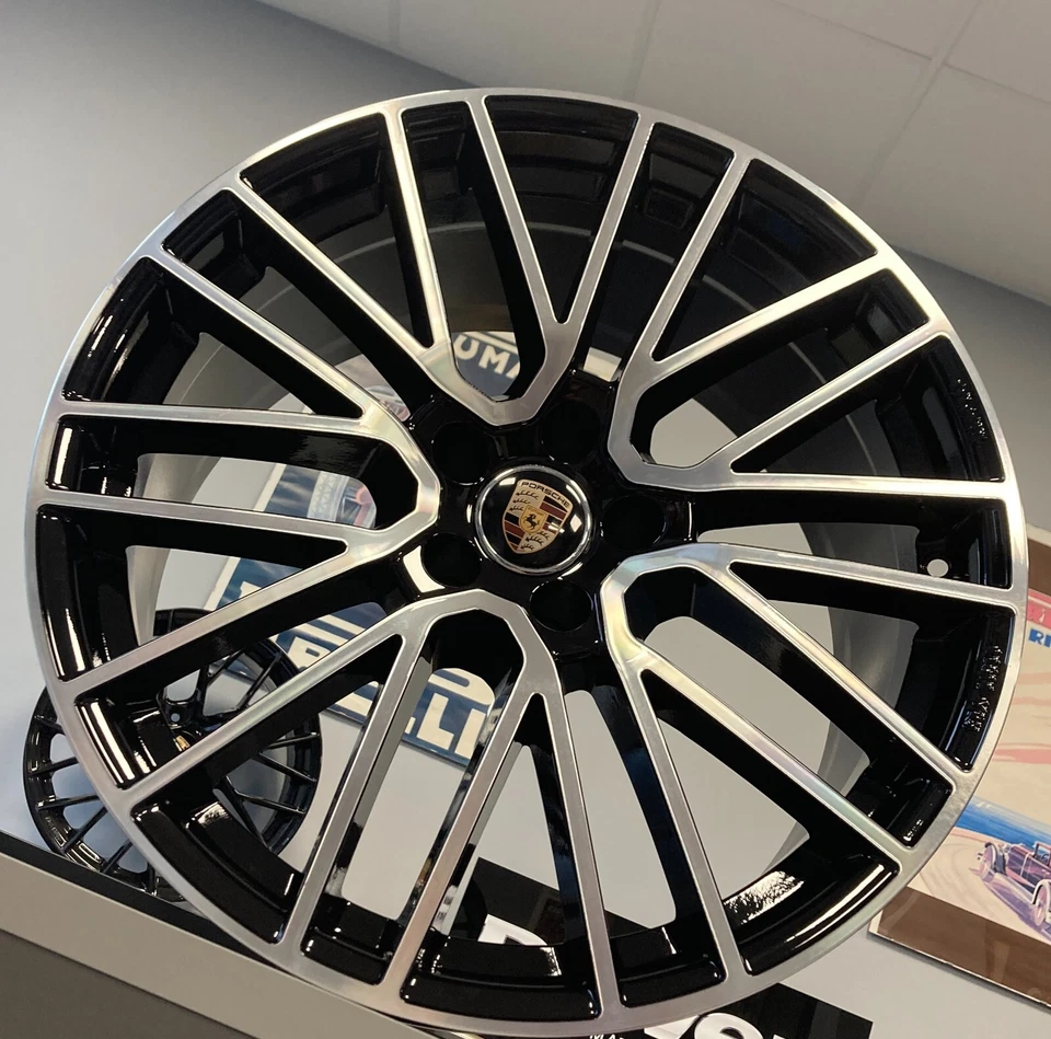 Kit di 4 cerchi in lega compatibili Porsche Macan da 20 pollici - Immagine 4 di 4