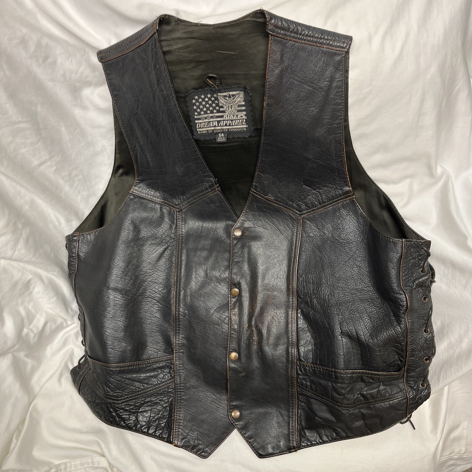 Motorcycle Leather Vest USA Bikers Dream Apparel Embossed Sz 54 *Small Hole