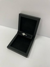 Fino Hidden Pedida Anillo de Compromiso Caja - Luxurious