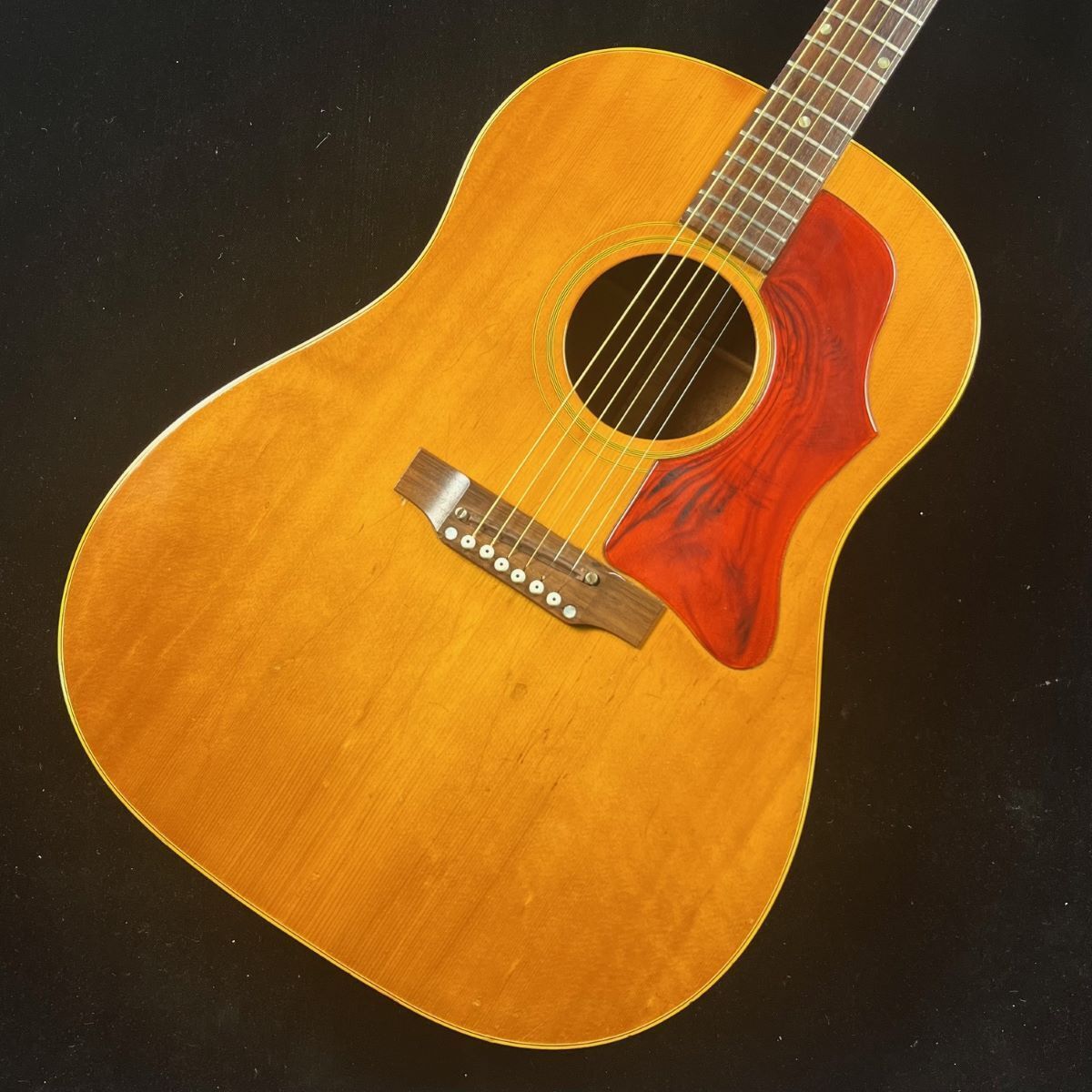 Gibson J-50 1968年製 Gibson J-50 Natural 1968 – Chicago Music Exchange