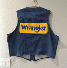 Vintage Wrangler Button Front Denim Western Patch Vest Bin 1