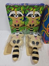 Vintage AVON Hooper The Hound Soap Holder Soap Rings 2 Reggie Raccoon Brush Comb