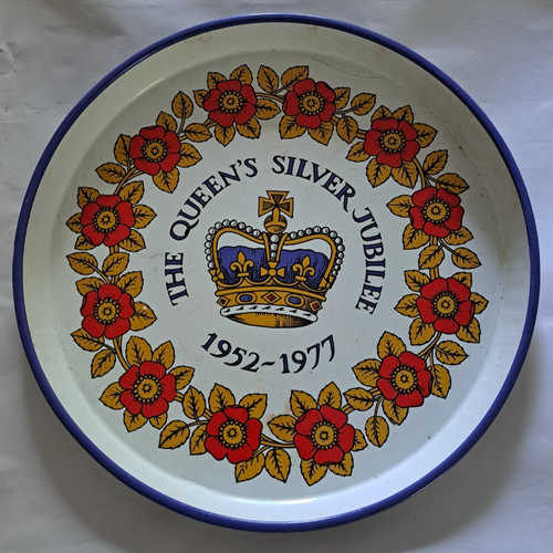 Vintage Queen Elizabeth II Silver Jubilee 1952-1977 12" Metall Tablett
