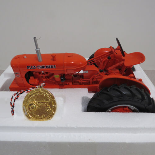 Ertl Allis Chalmers WD-45 Tractor Precision 50th Anni Ed 1/16 AC-13384A-1HC-B