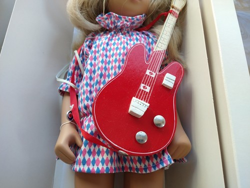 RARE SASHA DOLL 184A HARLEQUIN GUITAR Limited Edition (1984 Box & Tag UK (2) - Picture 4 of 7