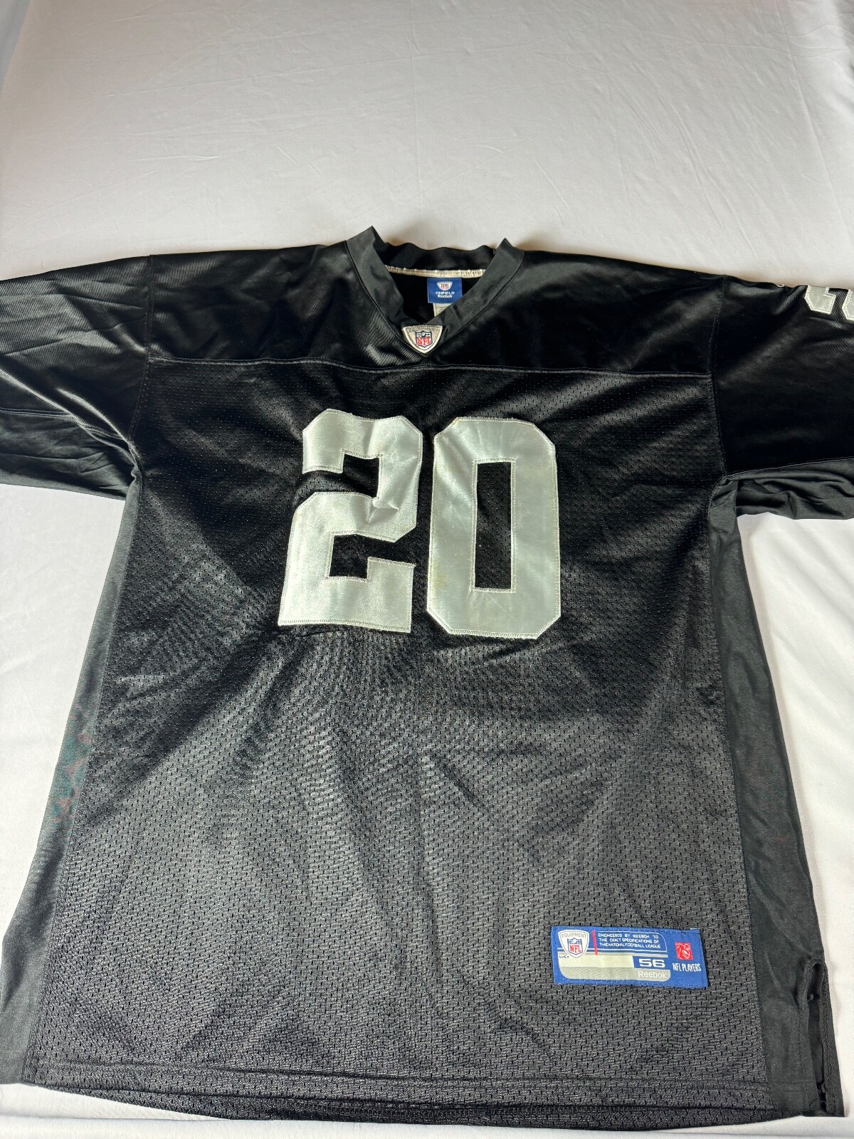 Picture 1 of 6