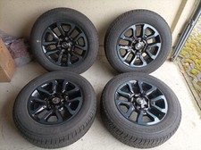 Neue Toyota Hilux Sommerräder Bridgestone 265/60R18 110H nur 10Km DOT23