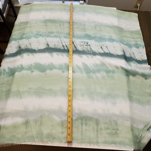 Sciarpa scialle avvolgente cravatta tinta verde bianco leggera frangia oversize 72x70" boho - Foto 11 di 14