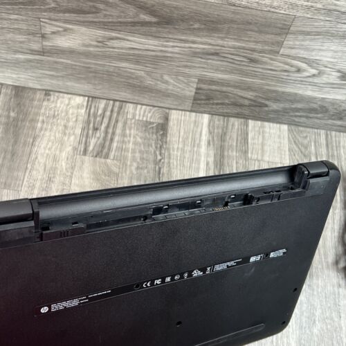 HP 15-AF123CL Laptop AMD A8-7410 6GB RAM 1TB HDD BT WIN 10 HOME (NO BATTERY) - Picture 12 of 14