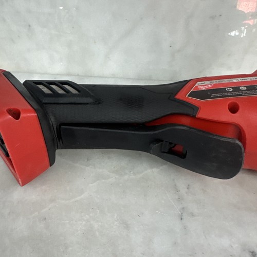 Milwaukee M18FAG125XPD Angle Grinder Brushless 18V Skin Only - Missing Guard - Picture 9 of 9