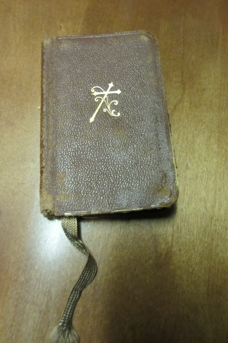 25+ Hardcover Antiquarian & Collectible Books in Czech for sale