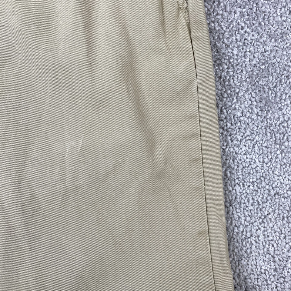 Chino Banana Republic Aiden para hombre 32x30 caqui estilo clásico Foto 3 de 4