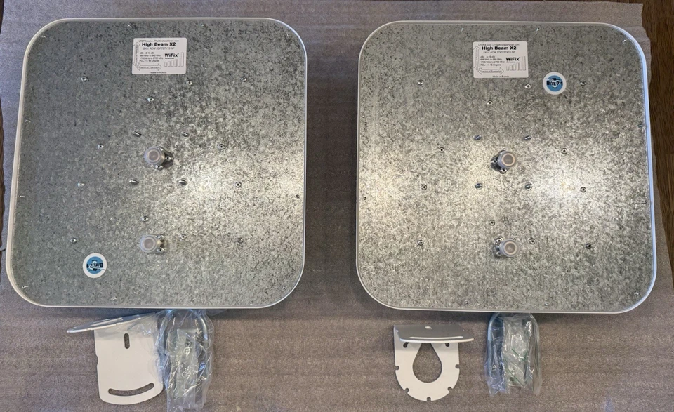 2 x WiFiX High Beam X2 ADM-2DP72X15NF 698-960/1700-2700MHz ±45° MIMO Antennas - Image 2 of 3