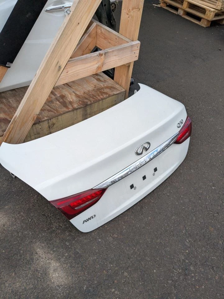 (LOCAL PICKUP ONLY) Trunk/Hatch/Tailgate Rear View Camera Fits 18-22 INFINITI Q5 - Image 2 of 4