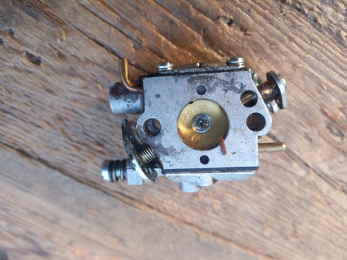 Qualcast PC40 Petrol Chainsaw Walbro Carburettor