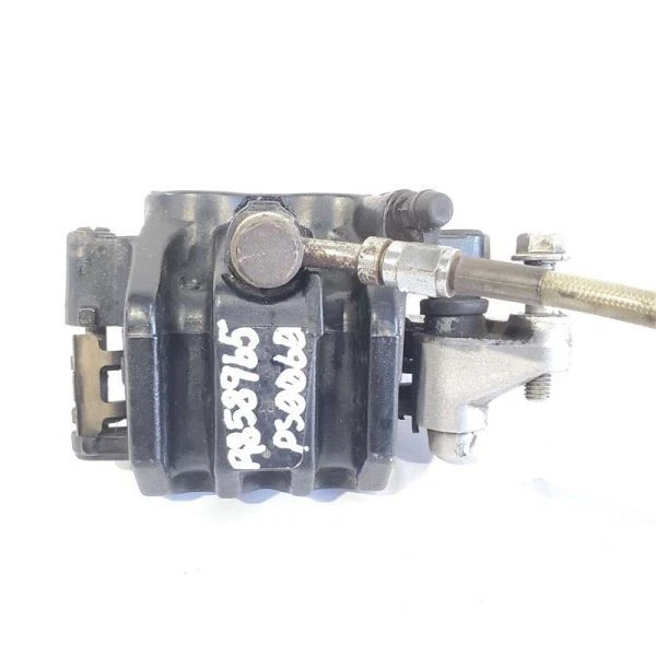 Pinza de freno delantera y soporte OEM 2005 Triumph Bonneville T100 Foto 2 de 4