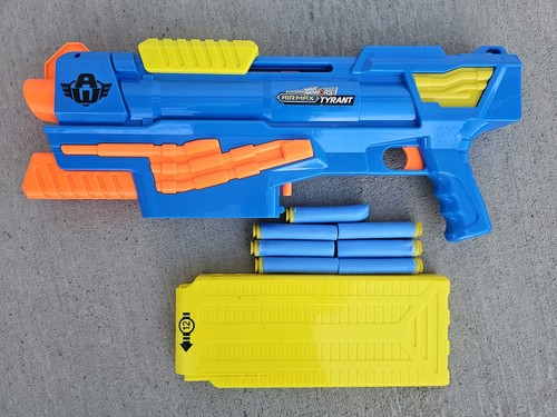 Buzz Bee Air Warriors Air Max Tyrant Mega Darts Clip Magazine Blue Yellow RARE