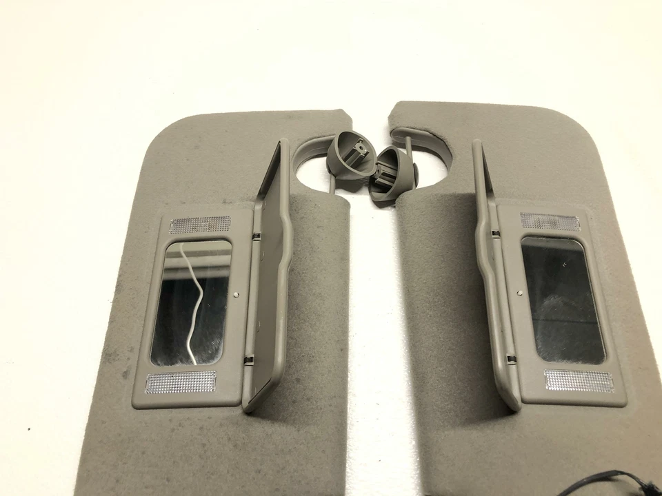 2004 Buick Rainier Sun Visor Set Assembly Oem Beige Foto 3 de 4