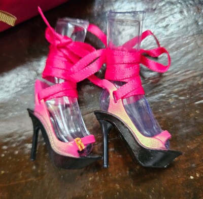 Rainbow High Mini Accessories Pink Ribbon High Heel Shoes Fits Monster High G3
