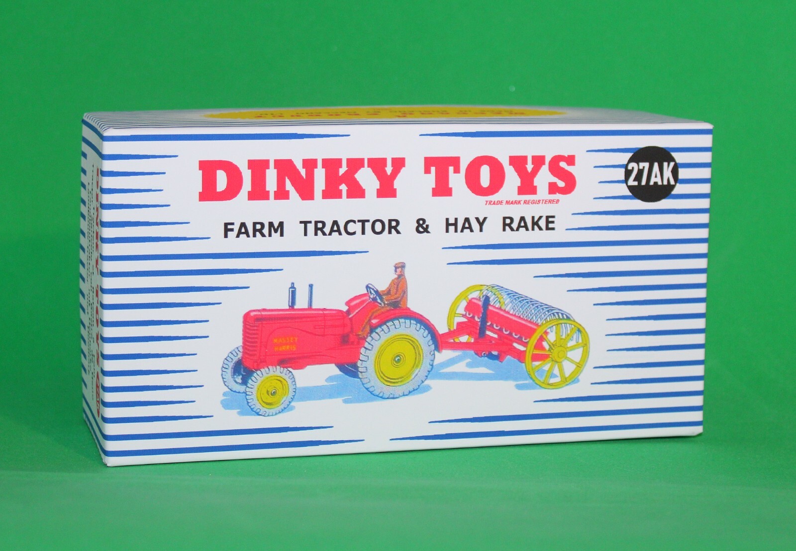 DINKY TOYS GB TRACTEUR MASSEY HARRIS AVEC REMORQUE Warloy-Baillon 80300