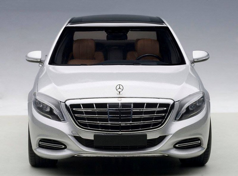 2015 MERCEDES-BENZ MAYBACH S-KLASSE S600 (SWB) SILVER 1:18 2015 MERCEDES-BENZ MAYBACH S-KLASSE S600 (SWB) SILVER 1:18
