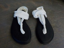 Sanuk Women's Yoga Sling 2 Flip Flop - White - 8 - Used - Acceptable