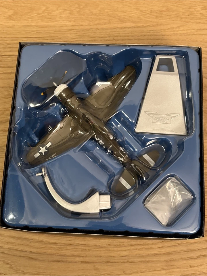 Corgi Flying Mule US33820 P-47 Thunderbolt Donnie Boy Dominic Gentile - 635/750 - Image 3 of 4