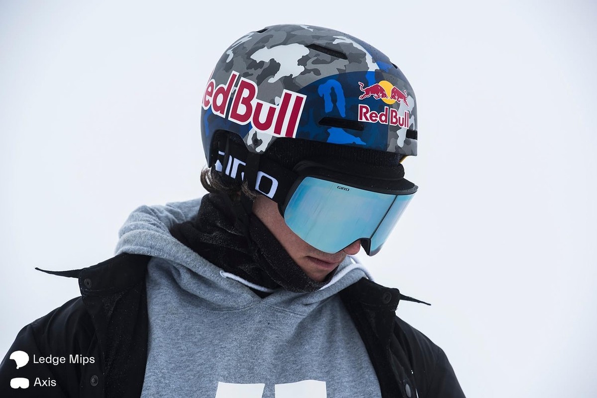 Giro Ledge MIPS Asian Fit Ski Helmet - Snowboard Helmet for Men