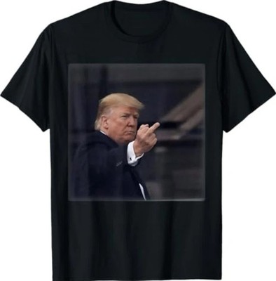 Trump Middle Finger 2026 Meme Funny Men Women T-Shirt S-5XL