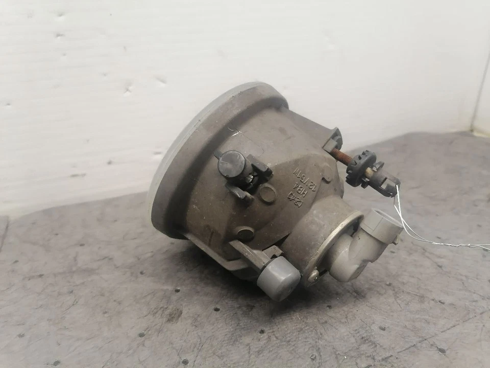 Parachoques antiniebla montado en la esquina/luz de estacionamiento para pasajeros se adapta a 03-08 VIBE 1456787 Foto 2 de 4