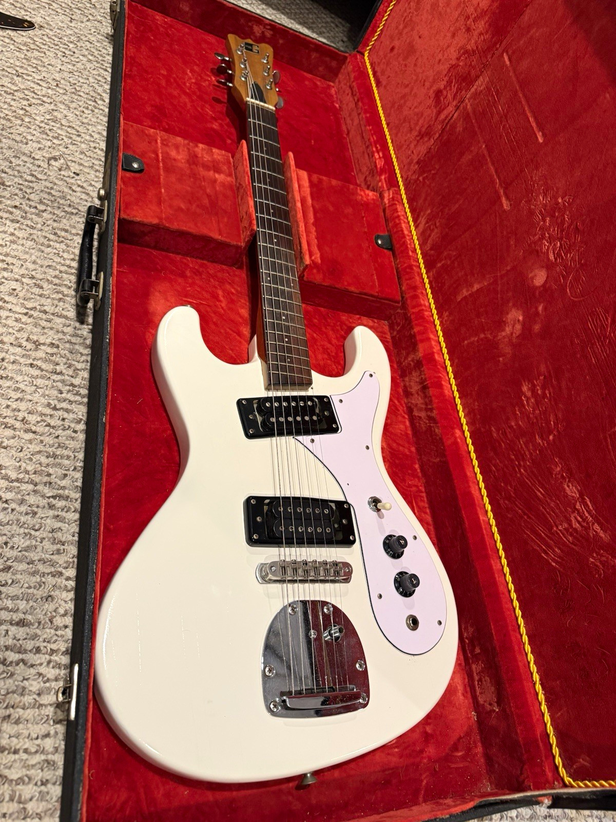 1969 Guyatone LG-127t mosrite/univox