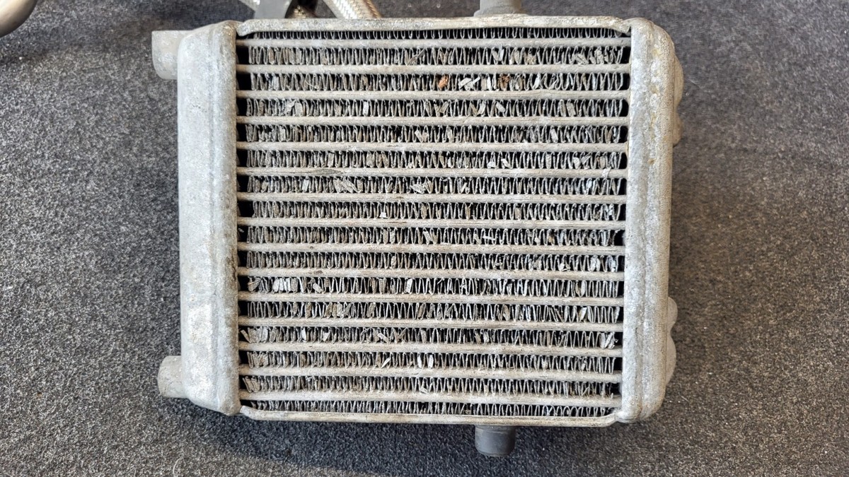 AUDi A6 S6 Oil Cooler 077117021H | eBay